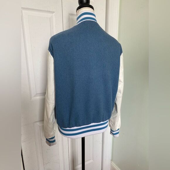 1981 - 20th Anniversary Beach Boys Tour Jacket in Varsity Style - Picture 9 of 13